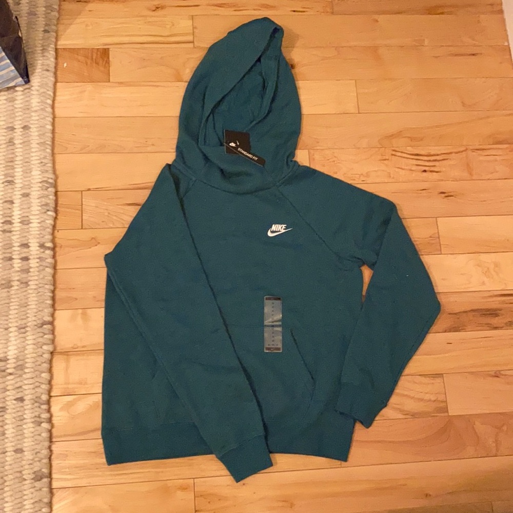 Nike standard fit